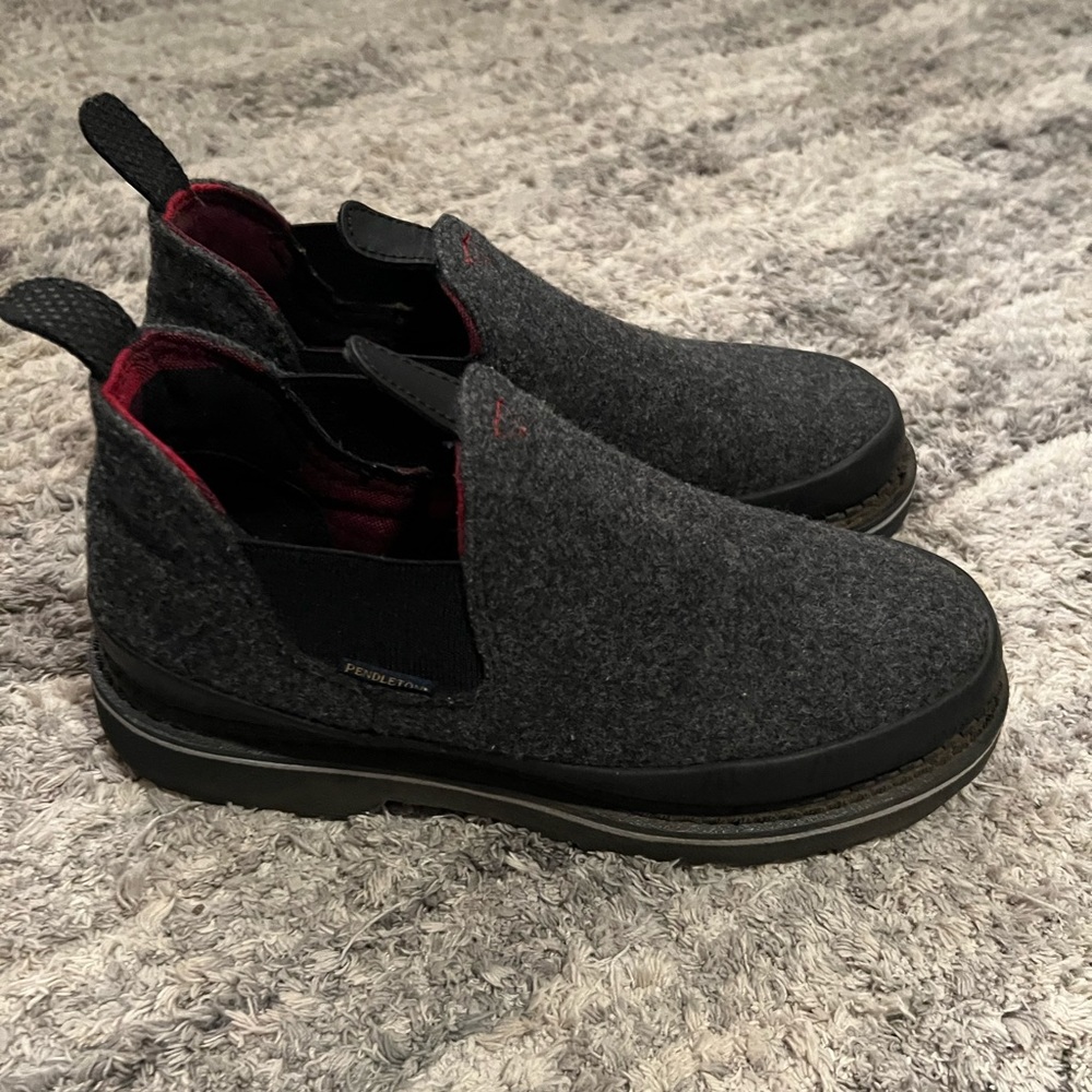 Georgia Giant Black and Charcoal Pendleton Romeo Shoe